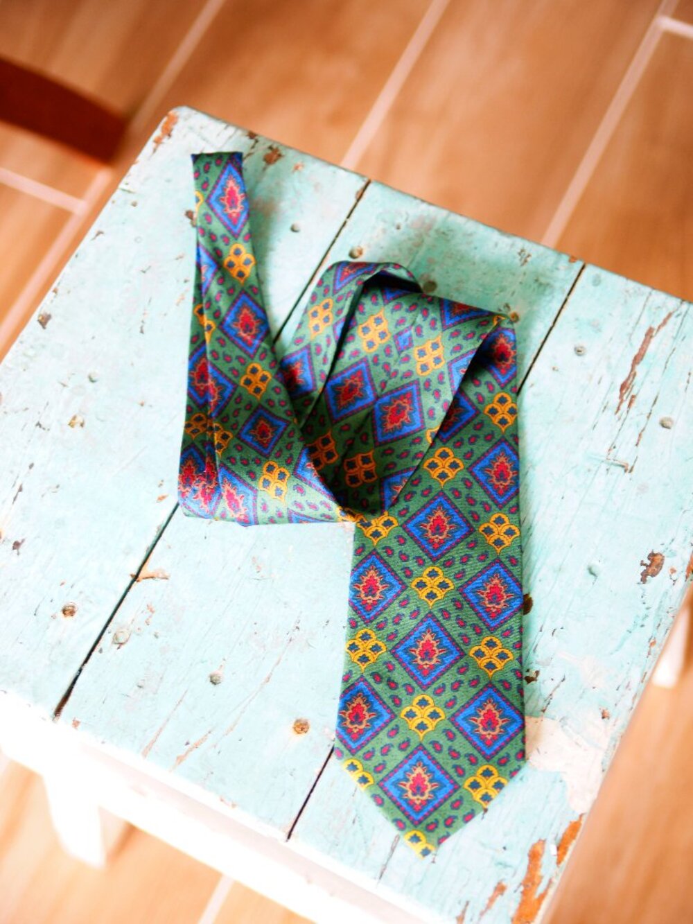 Vintage Barneys New York 100% Silk Tie Made in Italy Geometric Diamond Pattern